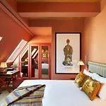 Hotel De Montesquieu